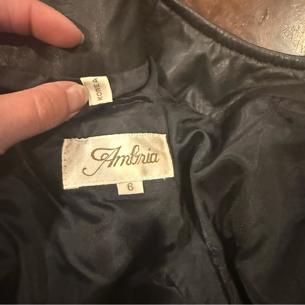 NWT SEXY VINTAGE LEATHER DRESS BY AMBRIA!! SIZE 6 - Picture 12 of 13